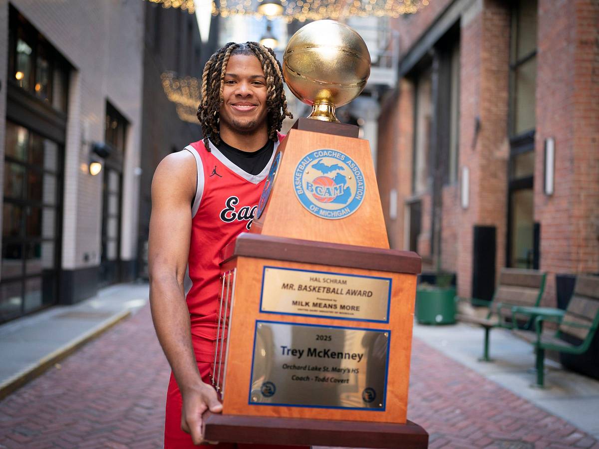 dudes バスケパンツ　サイズM NBAトロフィー Incoming McDonald's All-American Trey McKenney scores big with new
