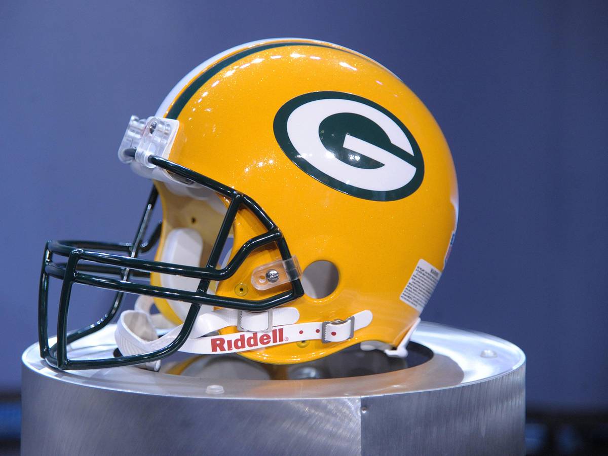 The best Green Bay Packers player to wear No. 6 was a genuine ironman