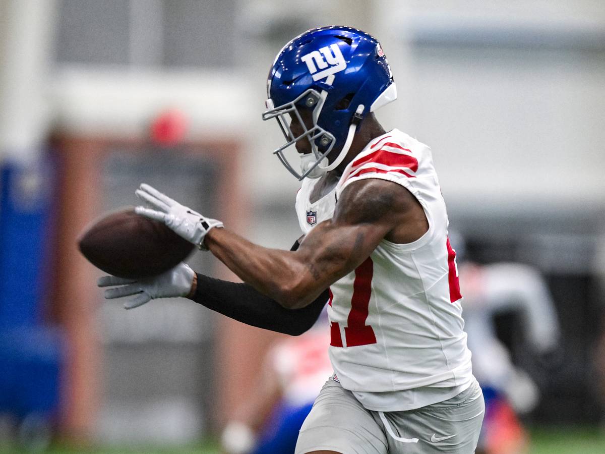 Giants' Presumed Starter at Safety Is Suddenly Fighting for His Job