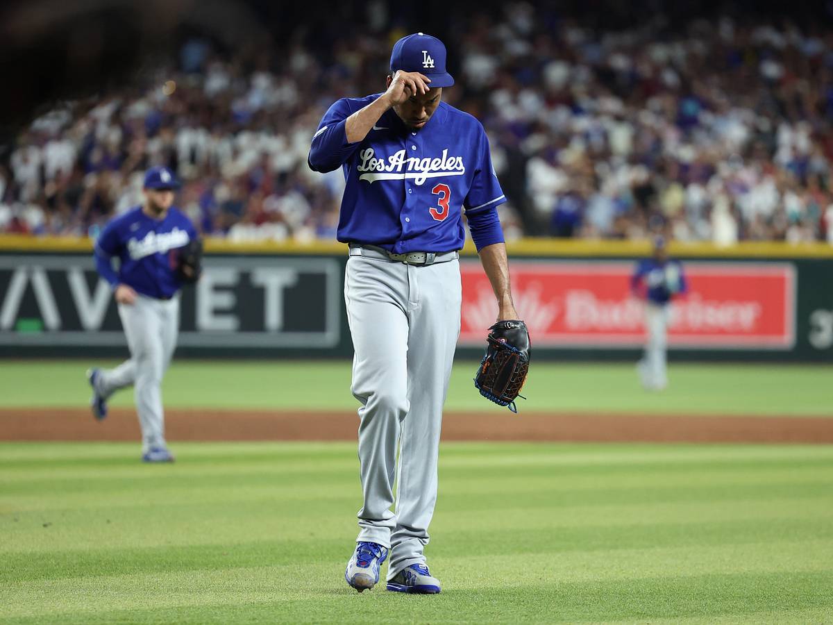 Dave Roberts Sends Clear Message to Edwin Diaz Amid Struggles