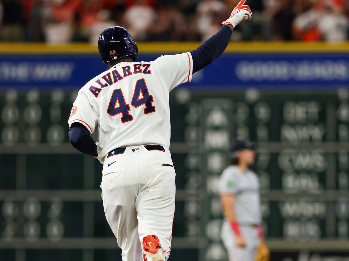 Is it Time to Finally Buy Yordan Alvarez?