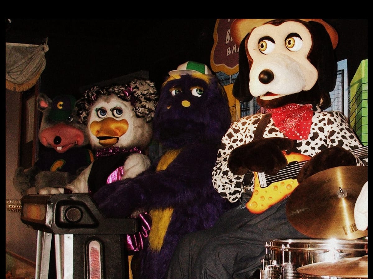 Showbiz pizza plush cheap