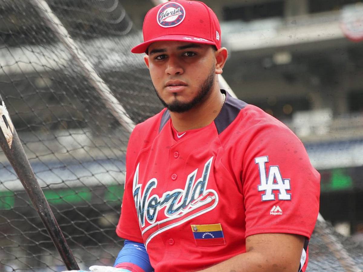 Keibert Ruiz catching on