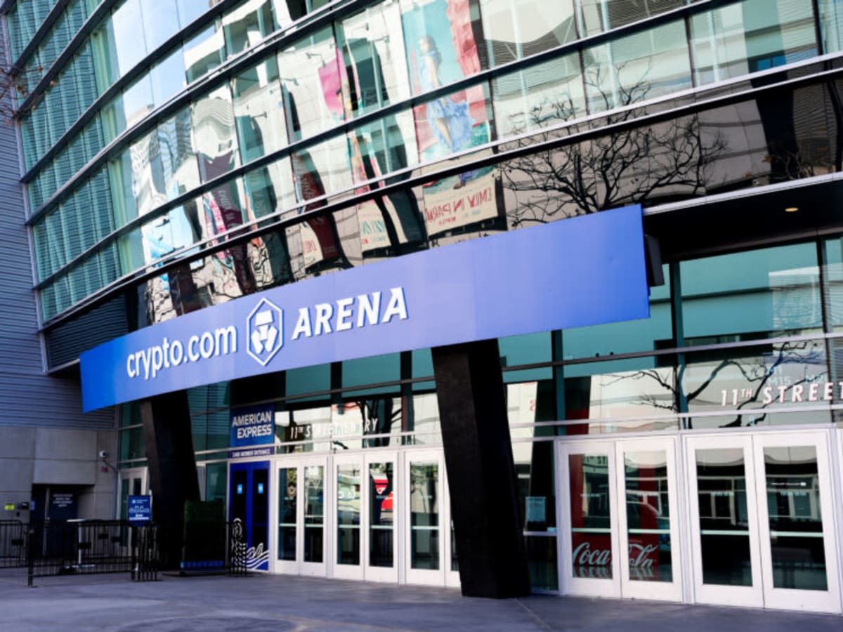Crypto exchanges owning NBA arena naming rights is going super awesome