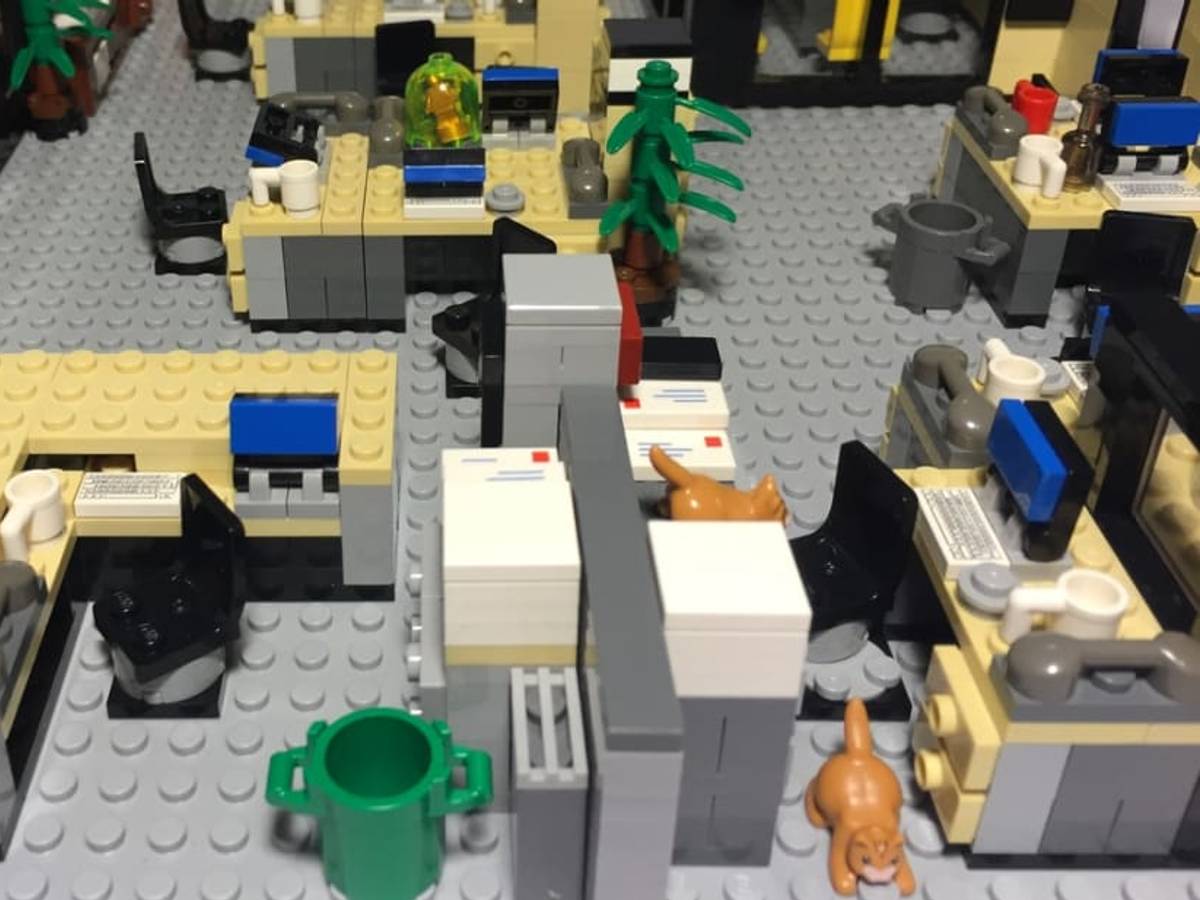 modular dunder mifflin lego set