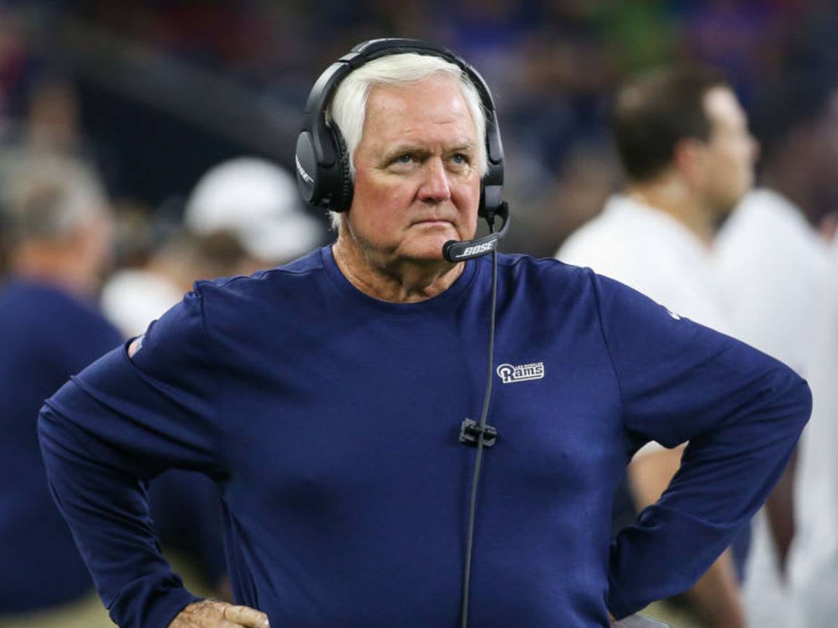 Unemployed DC Wade Phillips on Dallas Cowboys: “Watching and waiting”