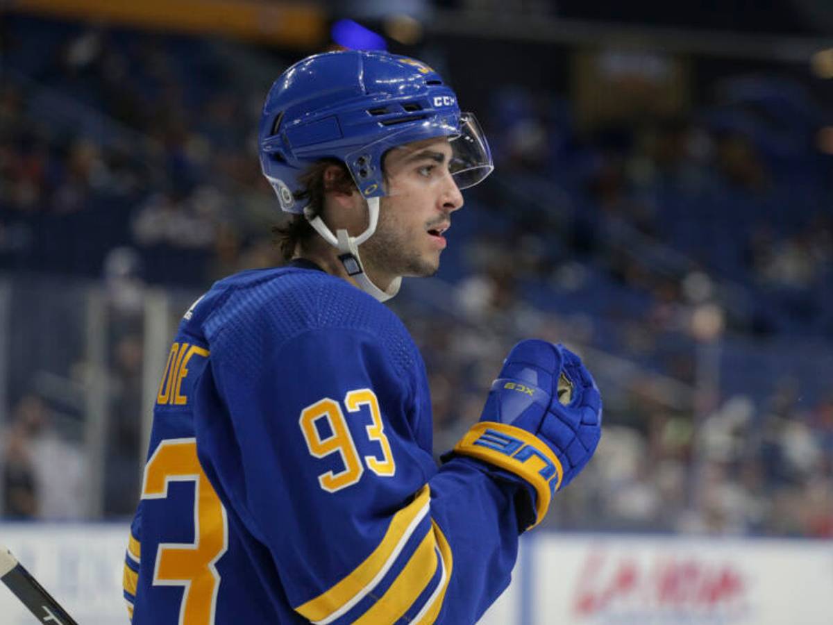 Buffalo Sabres are smart to keep Savoie around in camp