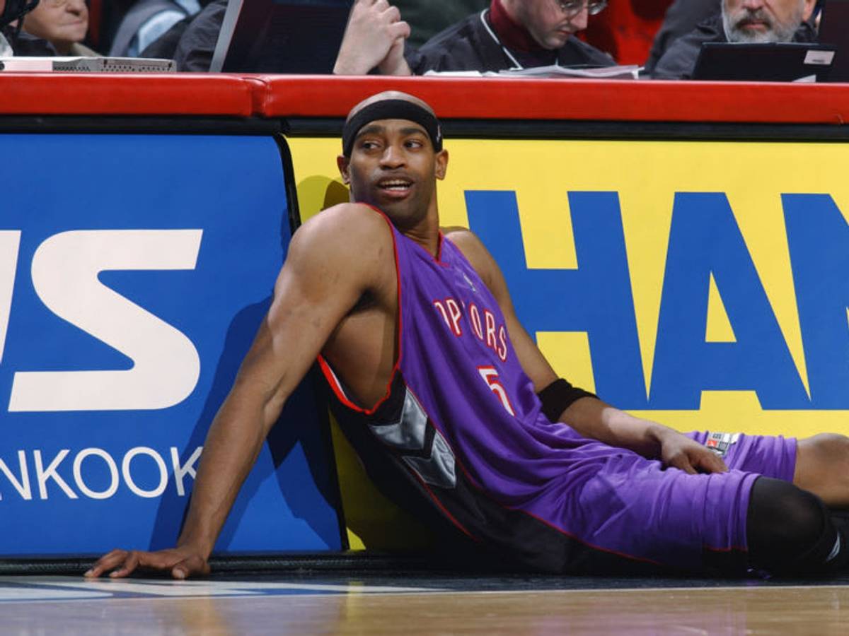 Toronto Raptors: A Vince Carter 'what-if' has too many variables