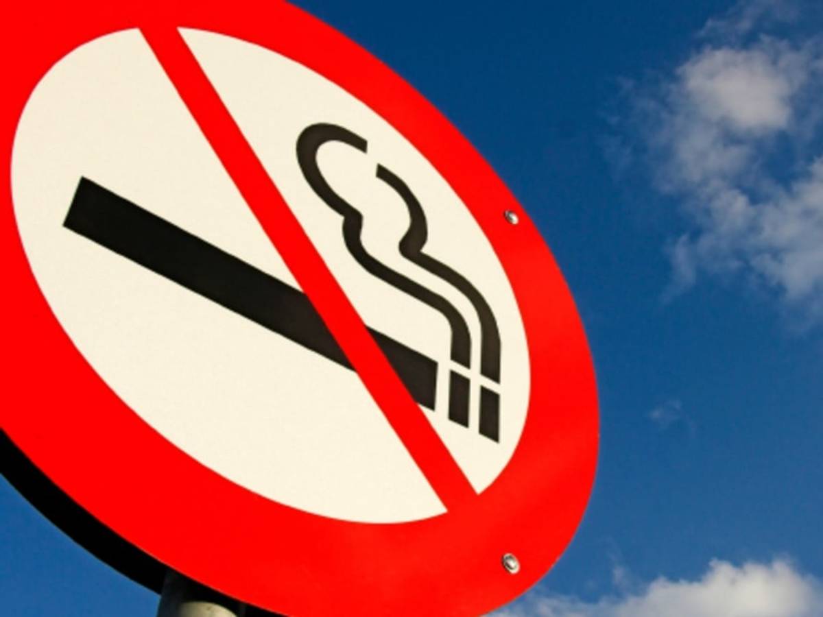 does smoking cigarettes burn calories Burn calories, not tobacco. Choose the healthier burn. In our journey  toward better health, every choice matters. Imagine a digital calorie  counter climbing higher with every step you take — while a