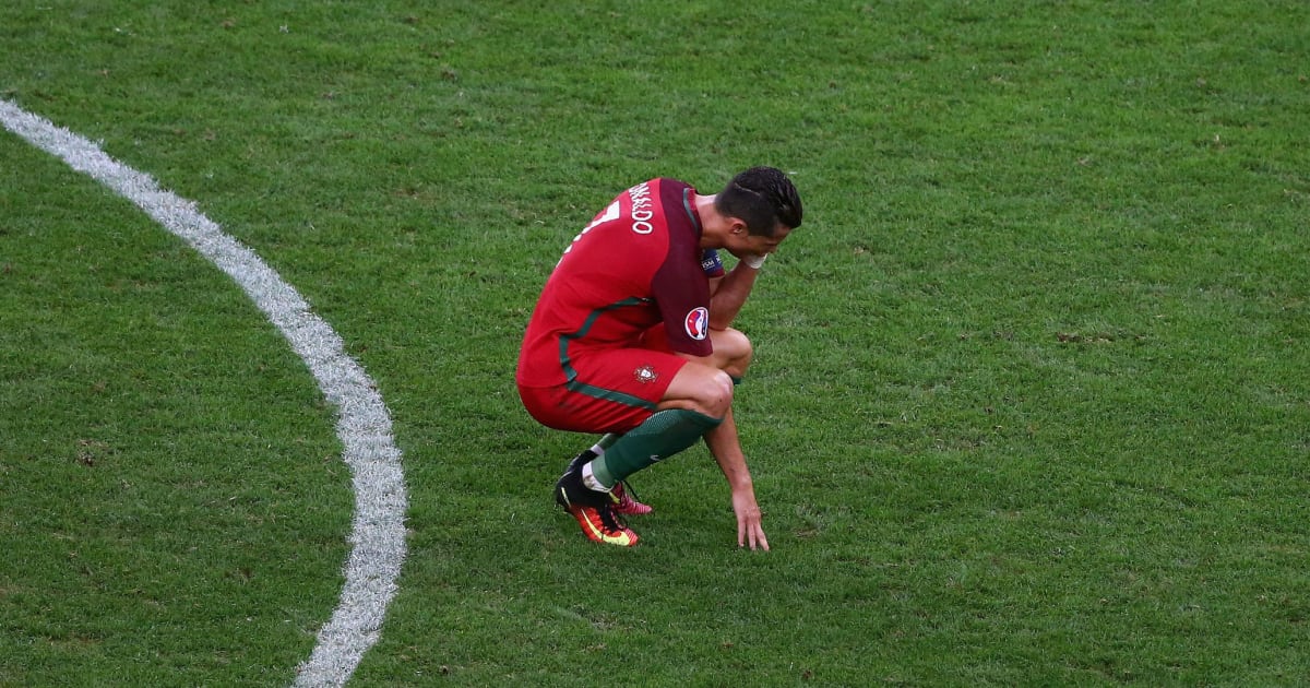 Irina Shayk Leaves Cristiano Ronaldo Cryptic Message On Instagram During Crunch Euros Tie 90min
