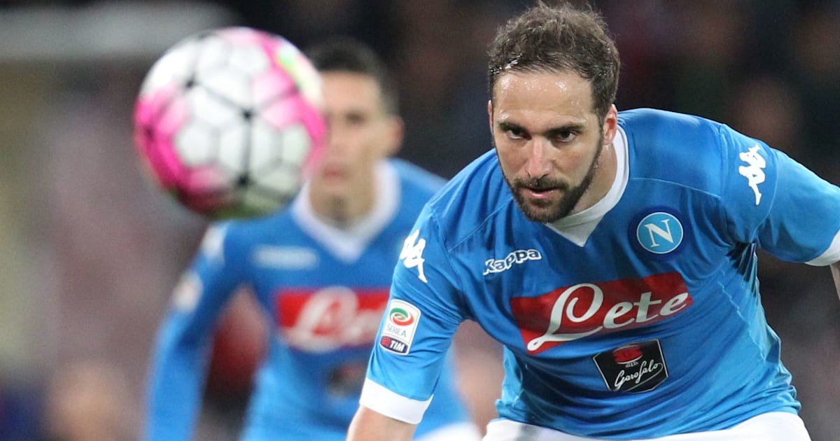 Napoli-Higuain, mistero sulla clausola rescissoria: ci sono due