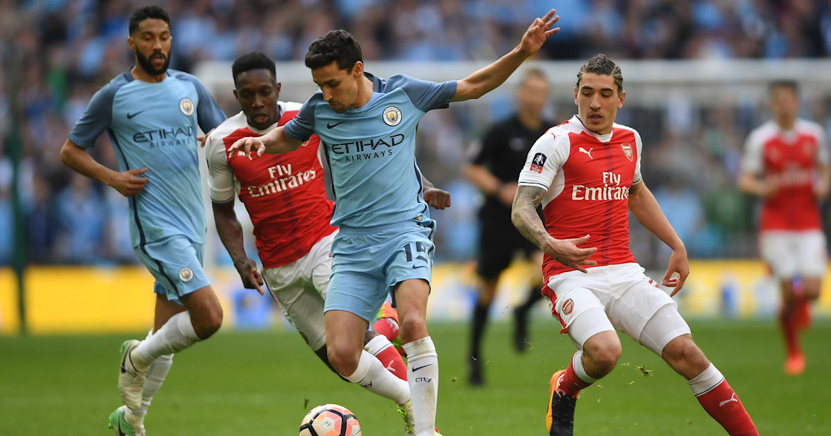 Jesus Navas To Sign New Contract At Manchester City After Impressing At Right Back Ht Media
