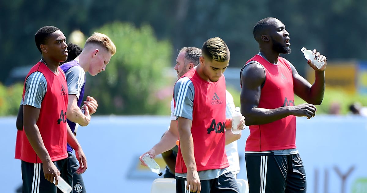 Drama In La As Man Utd Clash With Real Madrid Over Training Facilities Training Ground Bomb Scare 90min