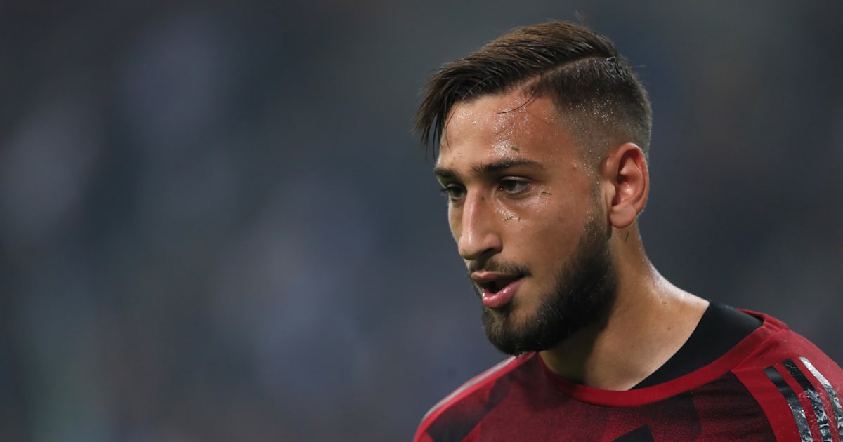 Donnarumma alla Juve: era fatta! Il bacio alla maglia e ...