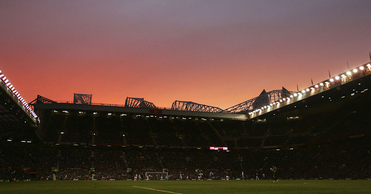 Manchester United Fans Stunned by Overpriced Sevilla