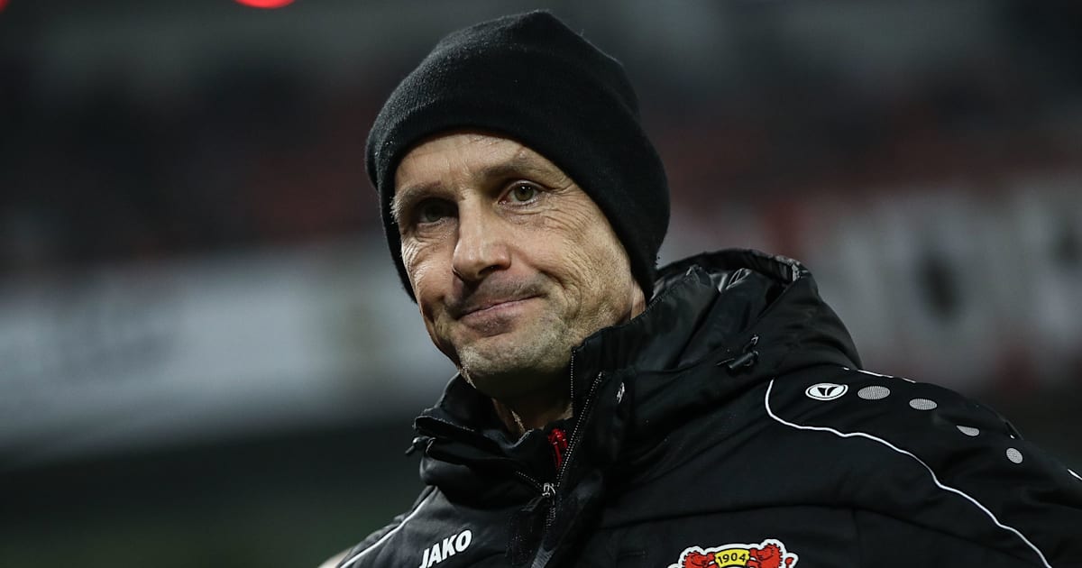 Bayer 04: Heiko Herrlich freut sich über Lob von Julian ...