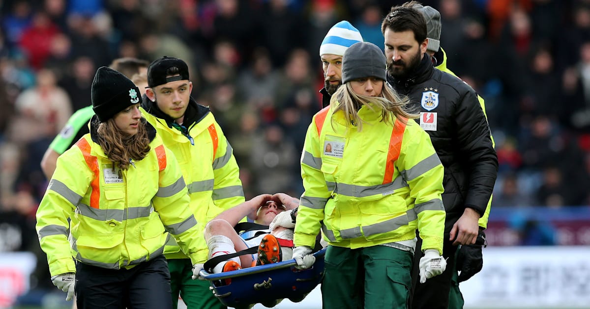 PHOTO: Aaron Mooy Posts Gruesome Update on Knee Injury ...