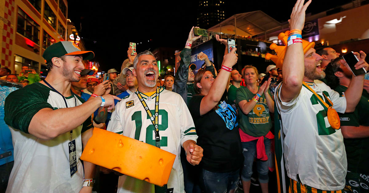 Packers Apply for 2022 NFL Draft Bid in Green Bay | 12up