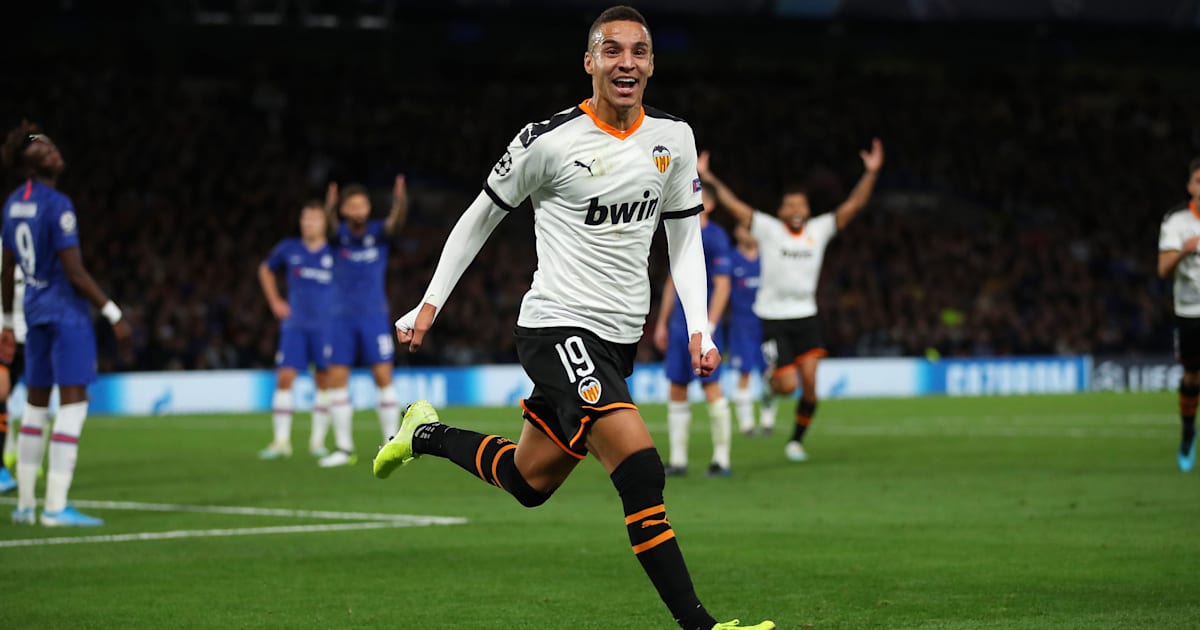 Chelsea 0 1 Valencia Report Ratings Reaction As Barkley Blunder Ruins Champions League Return 90min