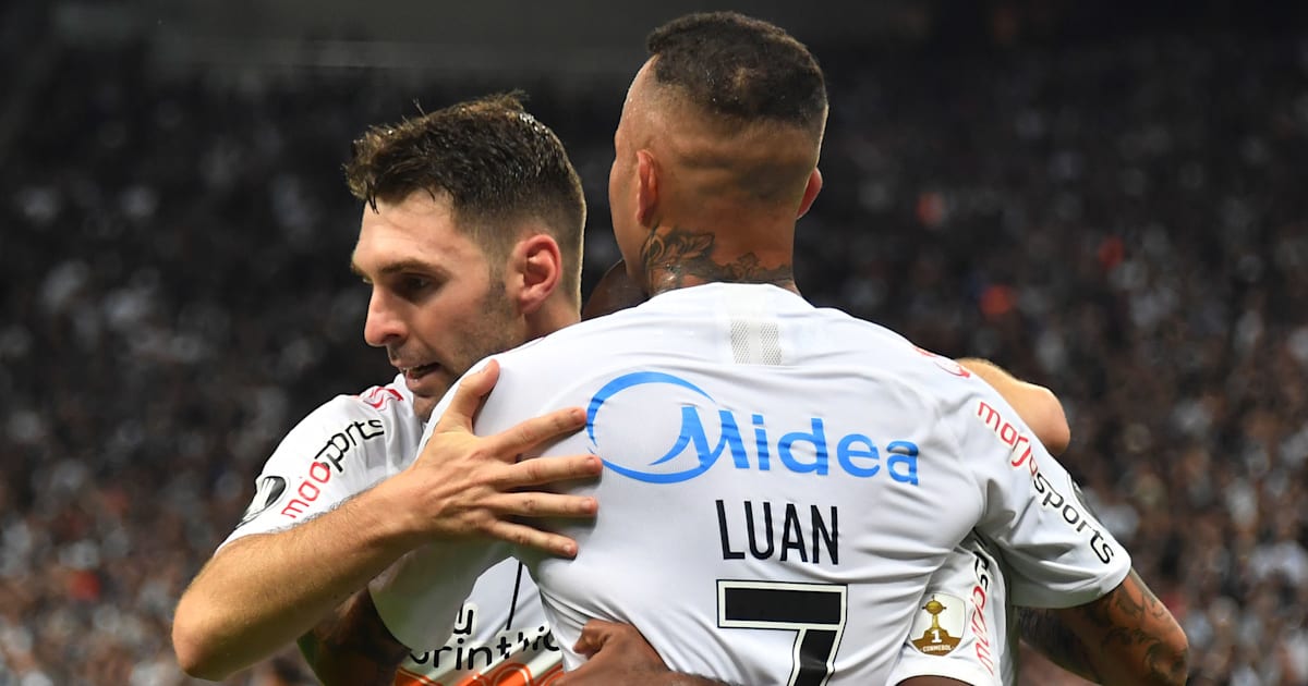 [COMENTE] Para você, a paralisação do futebol pode ajudar o Corinthians a encontrar o bom futebol?