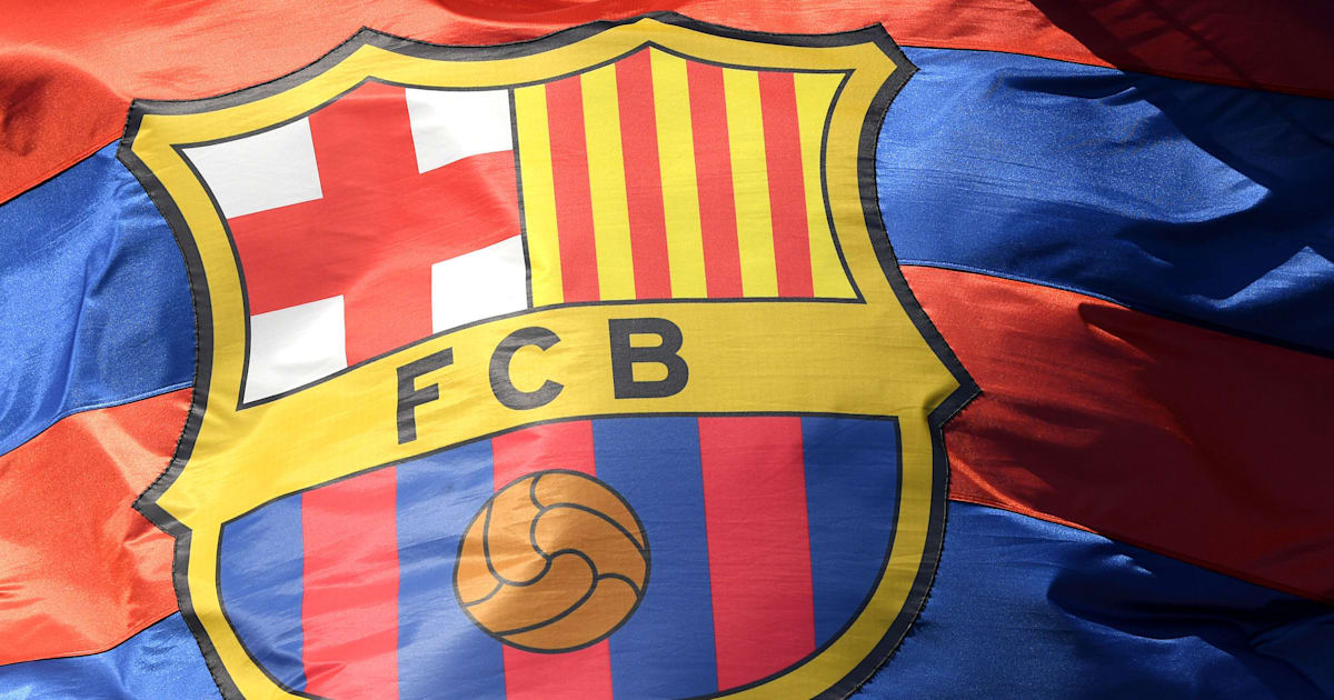 OFFICIEL : Le FC Barcelone dévoile son nouveau logo et son budget annuel | 90min