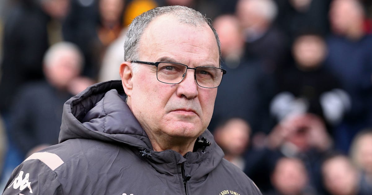 Leeds United Stunned By Marcelo Bielsa S Decision To Continue First Team Training 90min
