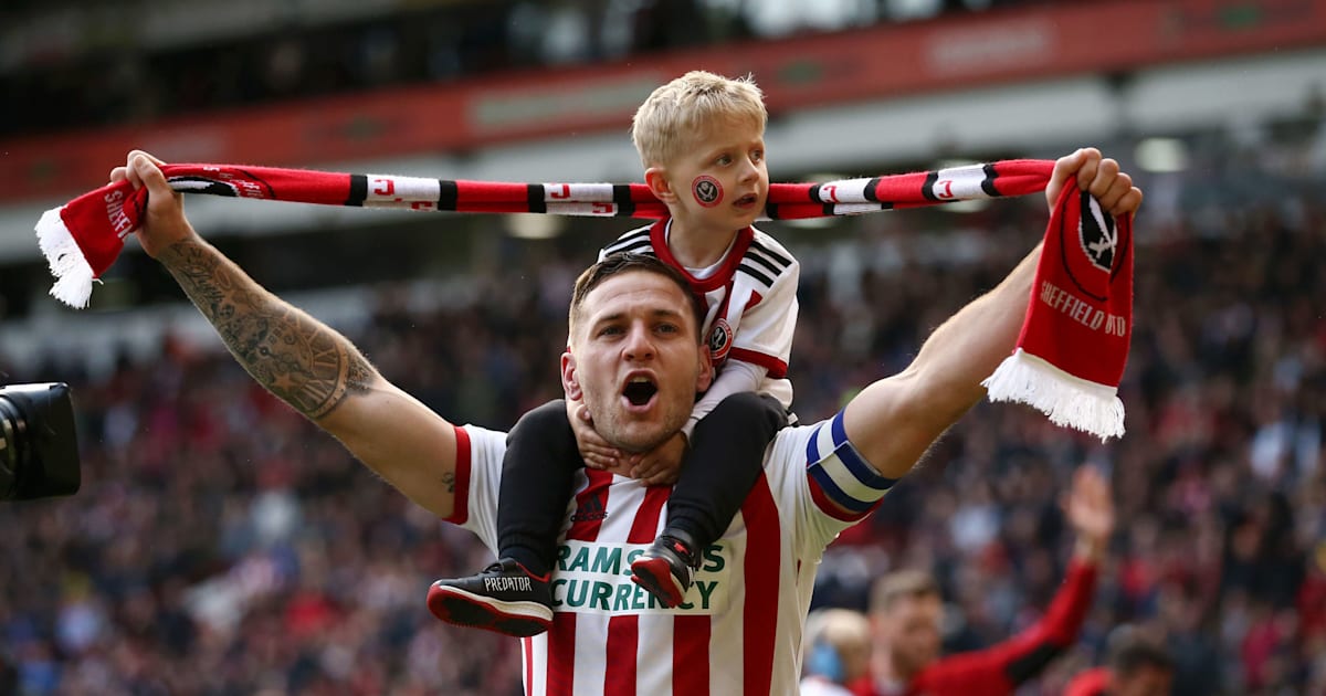 Sheffield United Secure Promotion to the Premier League After Leeds Fail to Beat Aston Villa | 90min