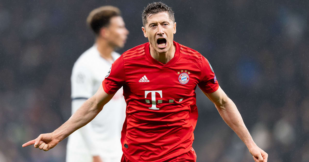 Robert Lewandowski's Becomes Fifth Highest Goalscorer in ...