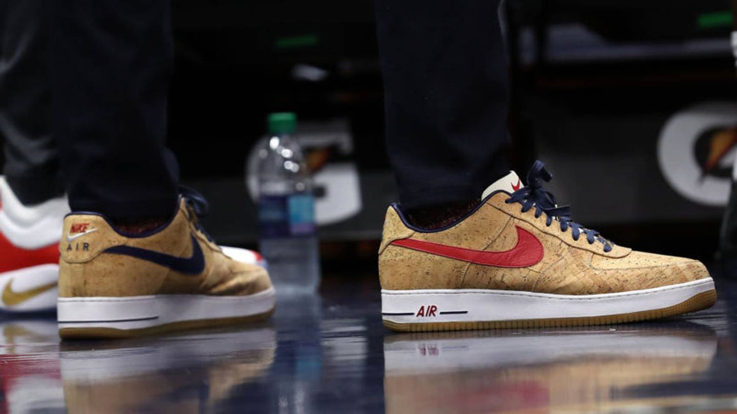 The Air Force 1: The NBA display picture 1