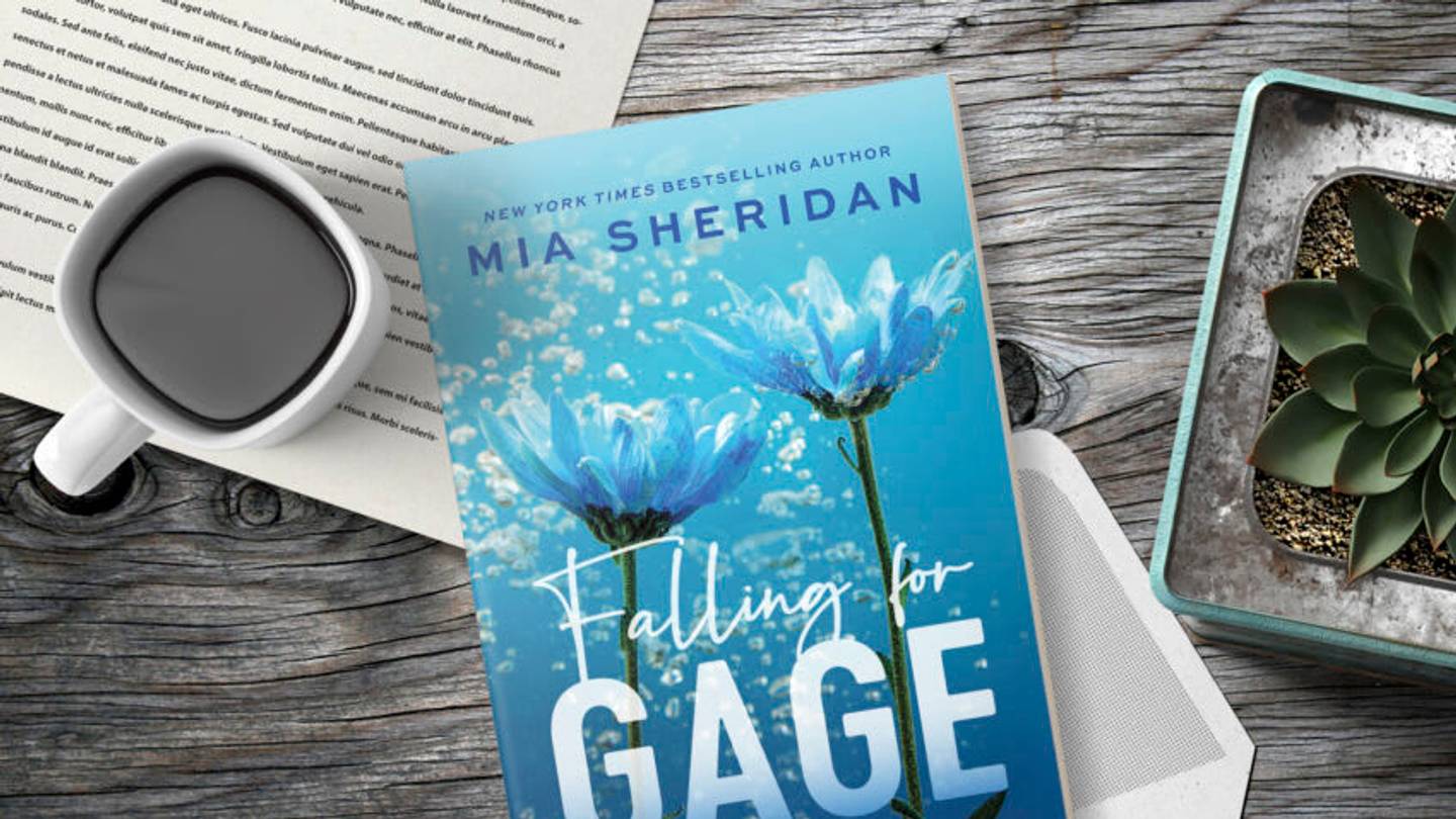 See the cover for Mia Sheridan’s Falling for Gage +