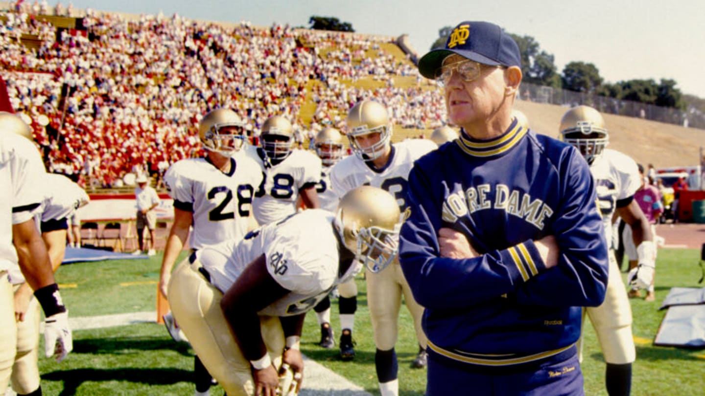 Notre Dame Football Bowl History Every Bowl Game The Fighting Irish notre-dame-football-bowl-history-every-bowl-game-the-fighting-irish