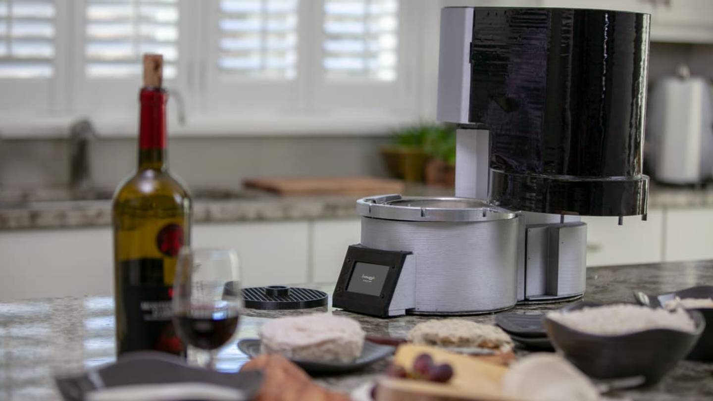 Make Homemade Cheese in 48 Hours or Less With Fromaggio