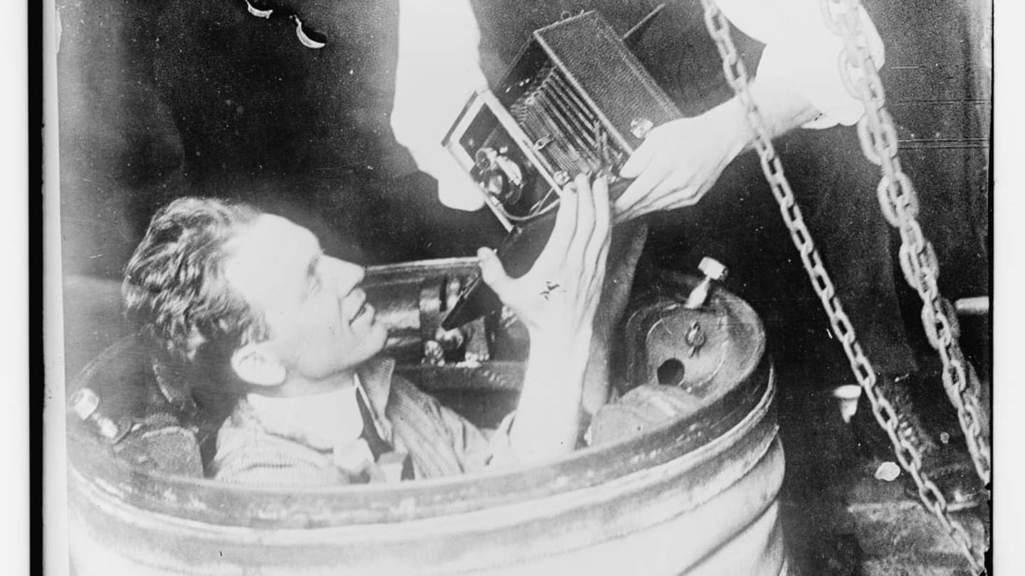 Watch the Worldâs First Underwater Film Footage, Which Features a Shark and a Dead Horse