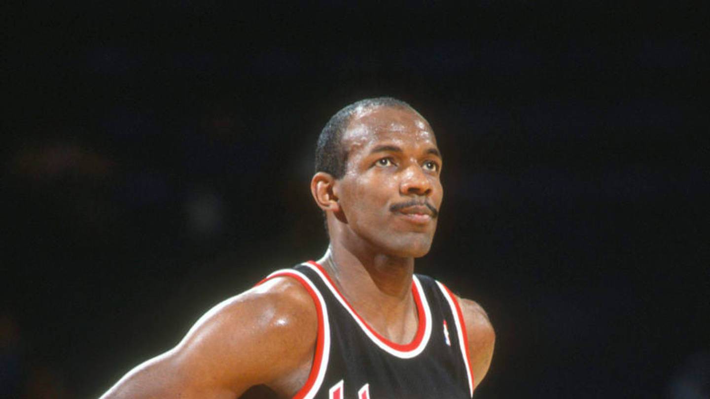clyde drexler net worth 2023 - Ilustrasi 3