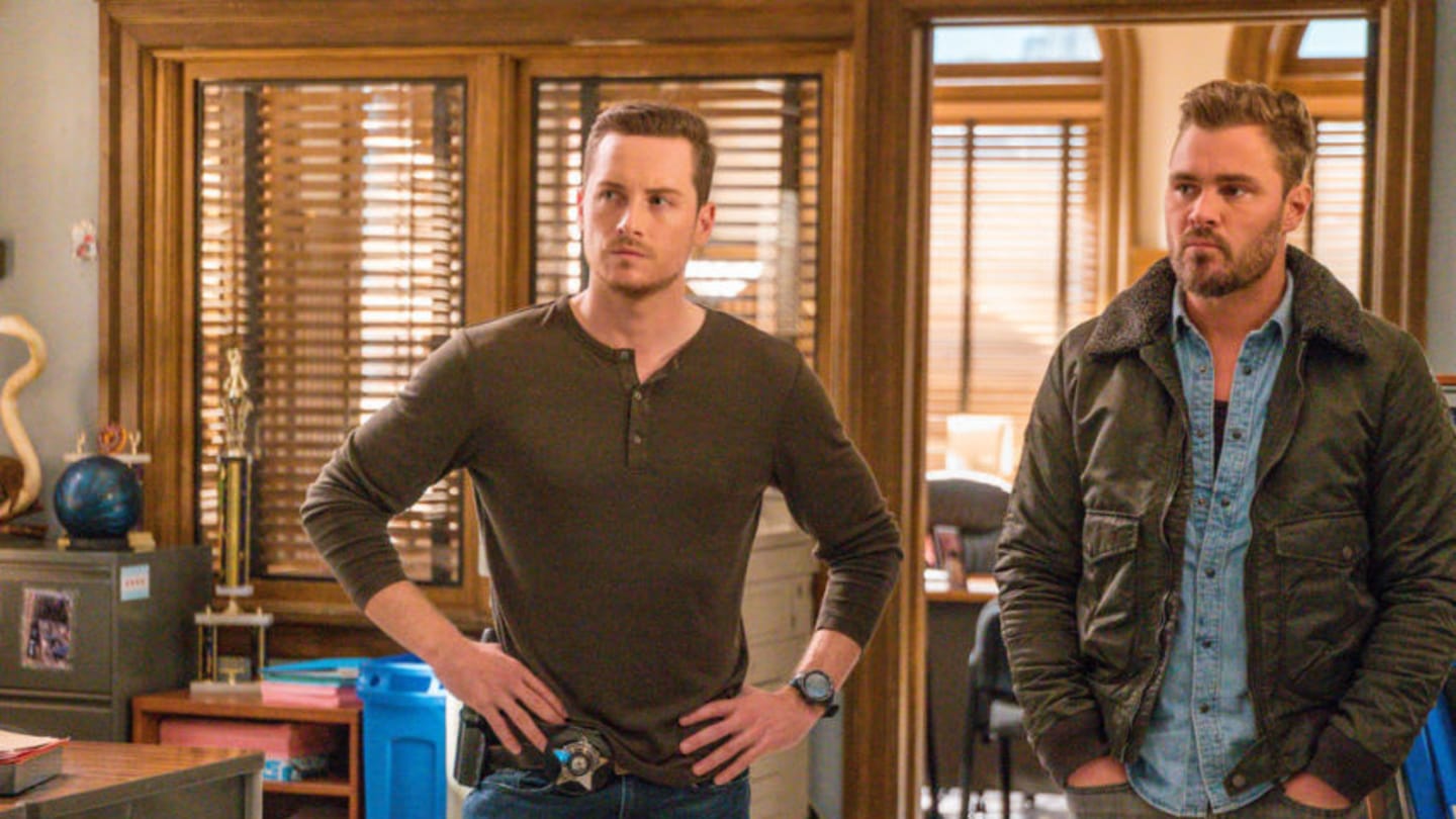 Chicago Pd Season 8 Episode 3 Synopsis And Promo Tender Age