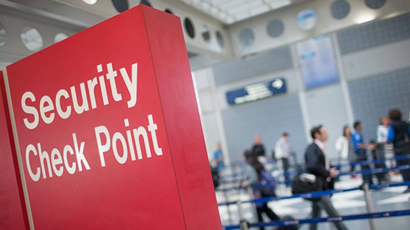 You Can Get Drinks Through Airport SecurityâIf Theyâre Frozen