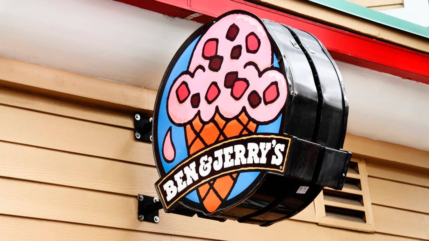 10 Fast-Food Restaurants That Didn't Stick To Their Original Plan