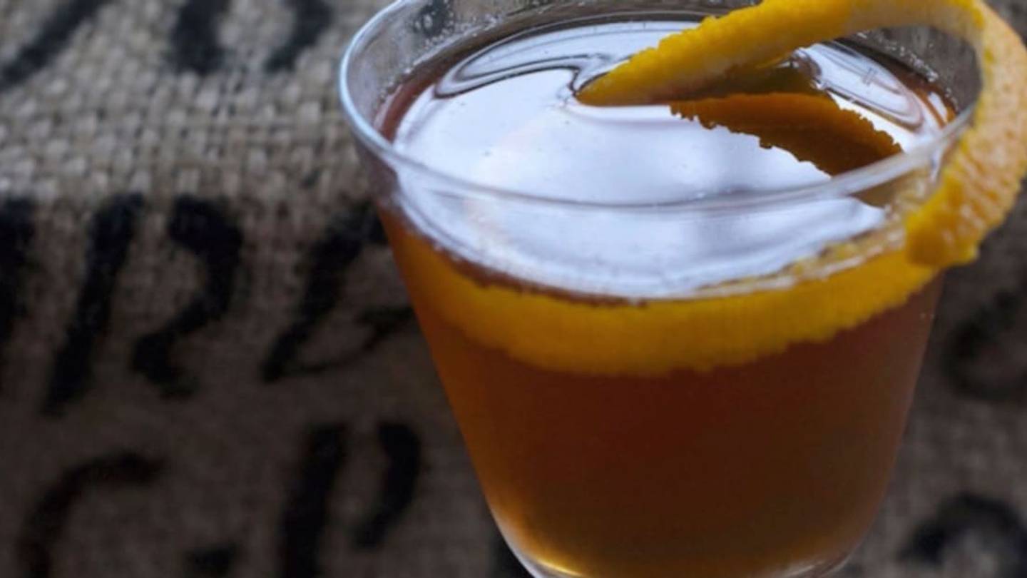 What's the Right Way to Make a Manhattan?