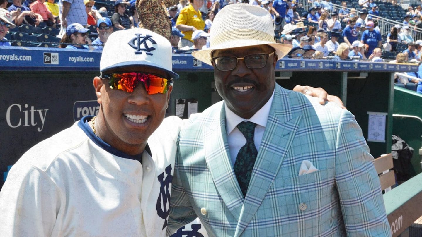 Orlando Cepeda honored by Negro Leagues Museum