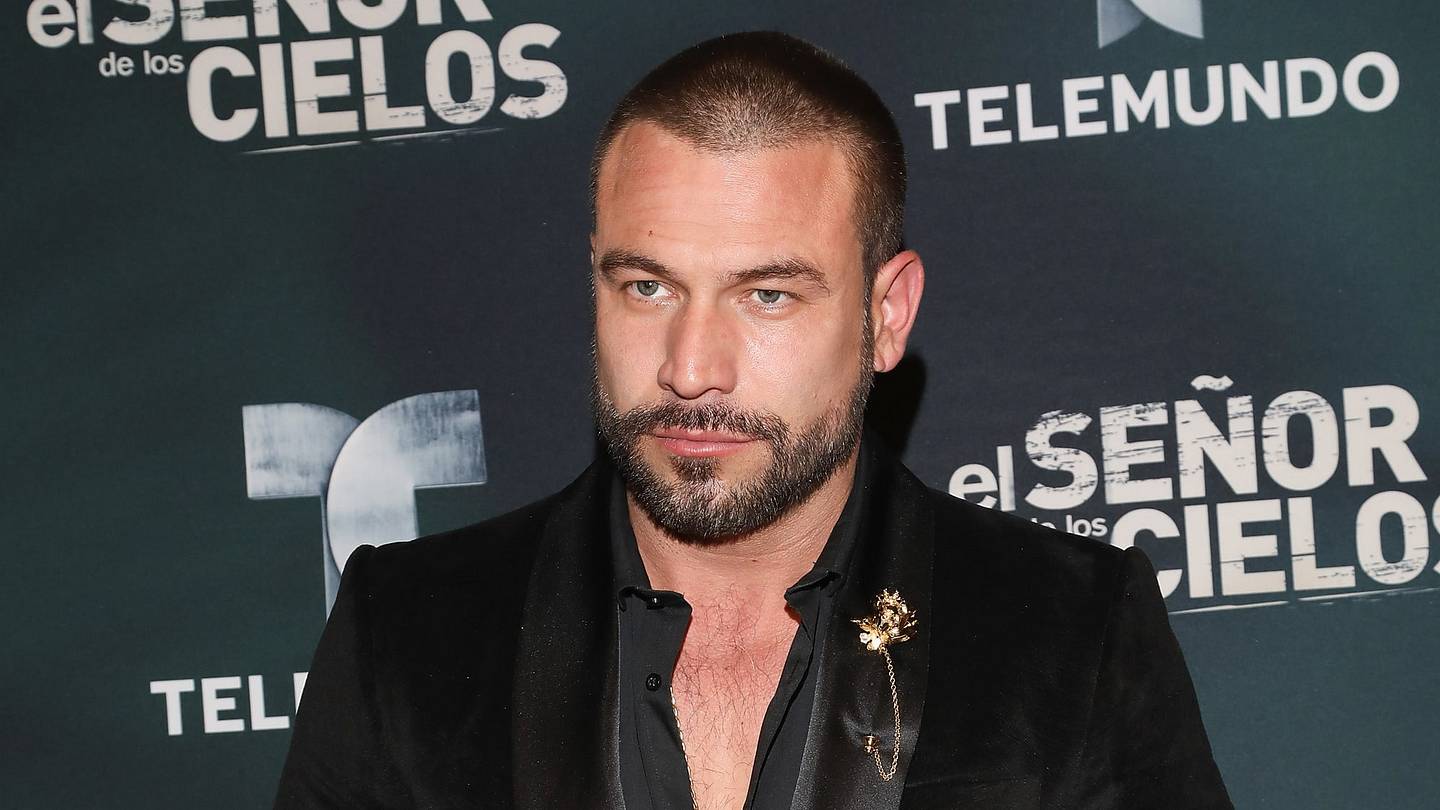 El Señor de los Cielos | Famosos reaccionan a la muerte de Aurelio Casillas