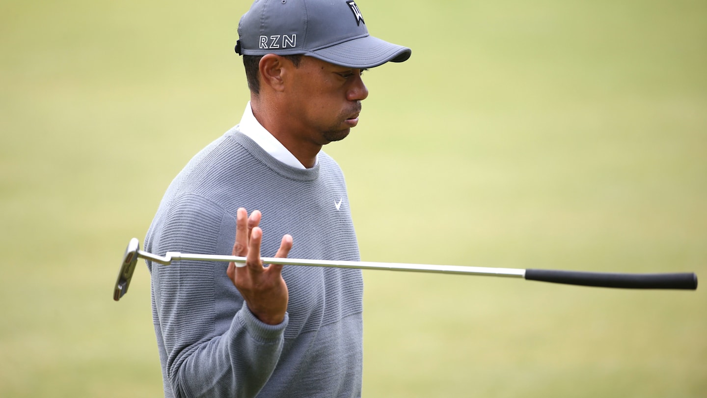 Tiger Woods Chipping Woes Continue at the Farmers Insurance Open