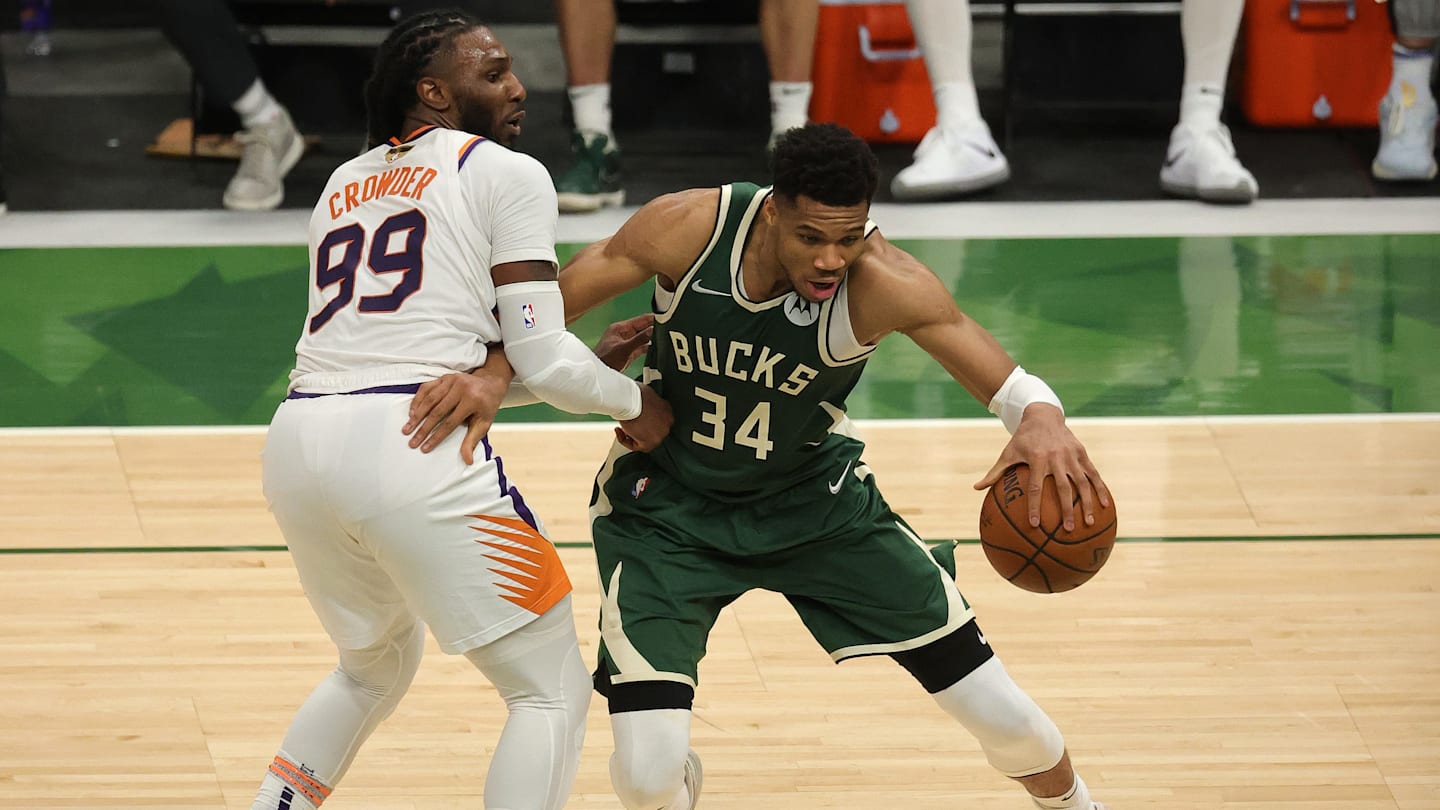 Suns vs Bucks Prediction, Odds, Spread, Over/Under & Betting Insights