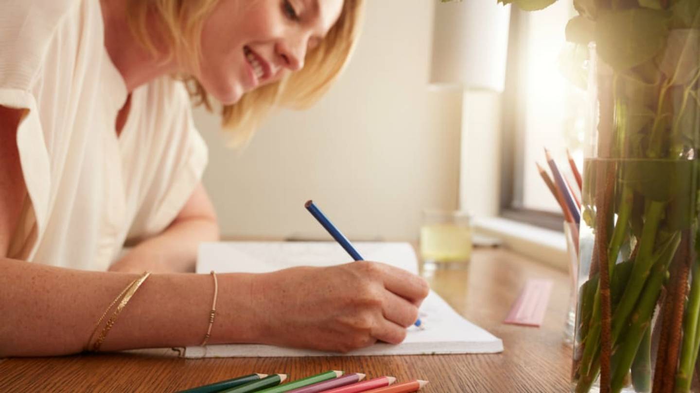 塗り絵や落書きをすると気分が良くなる理由