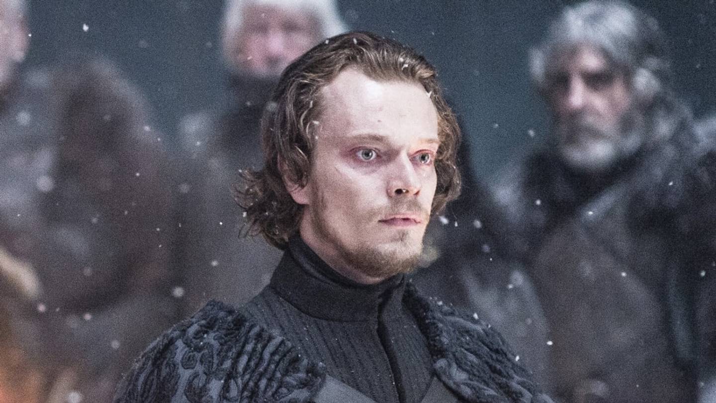 Game Of Thrones Theory Predicts Major Scene For Jon Snow And Theon Greyjoy In Next Episode 