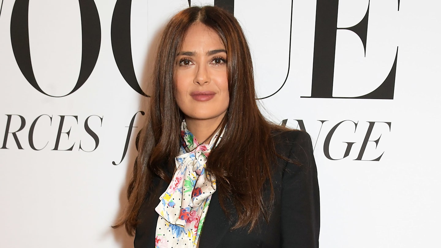 Salma Hayek y Danna Paola trabajarán juntas en evento por una noble causa