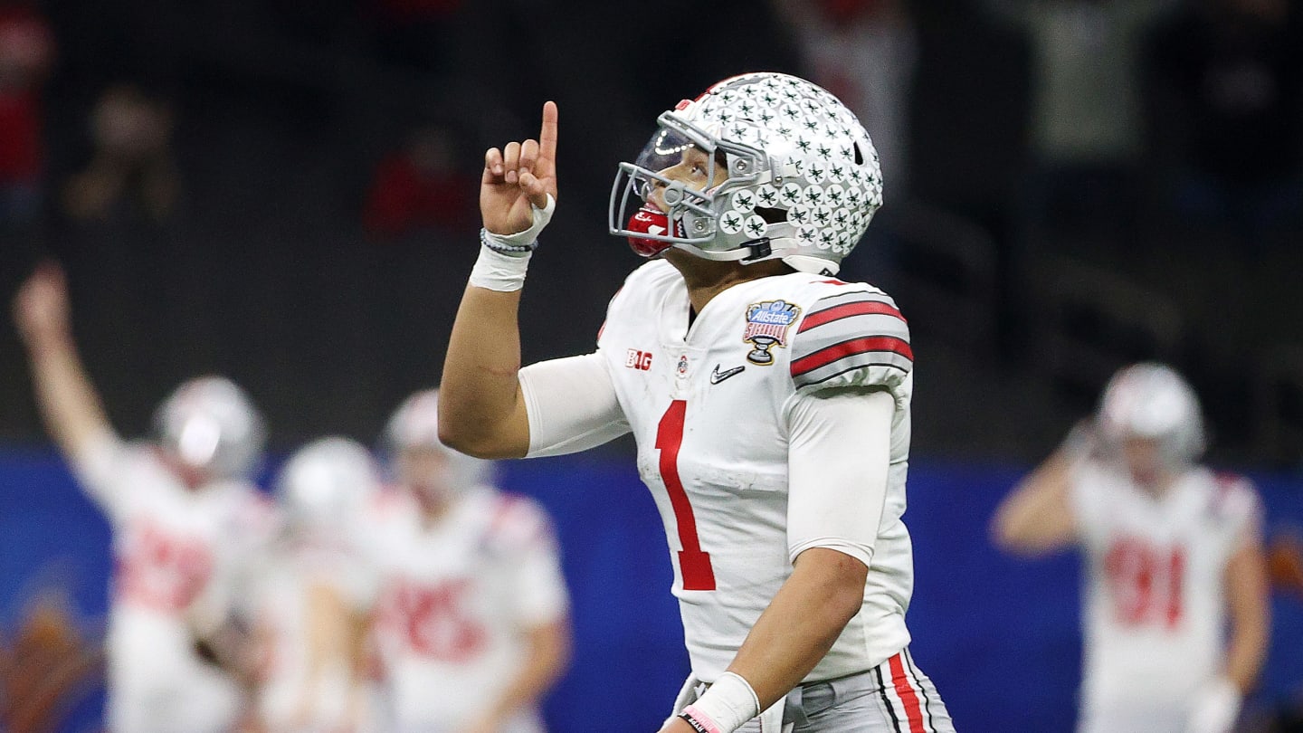 Justin Fields NFL Draft Info Stats, Height, Contract