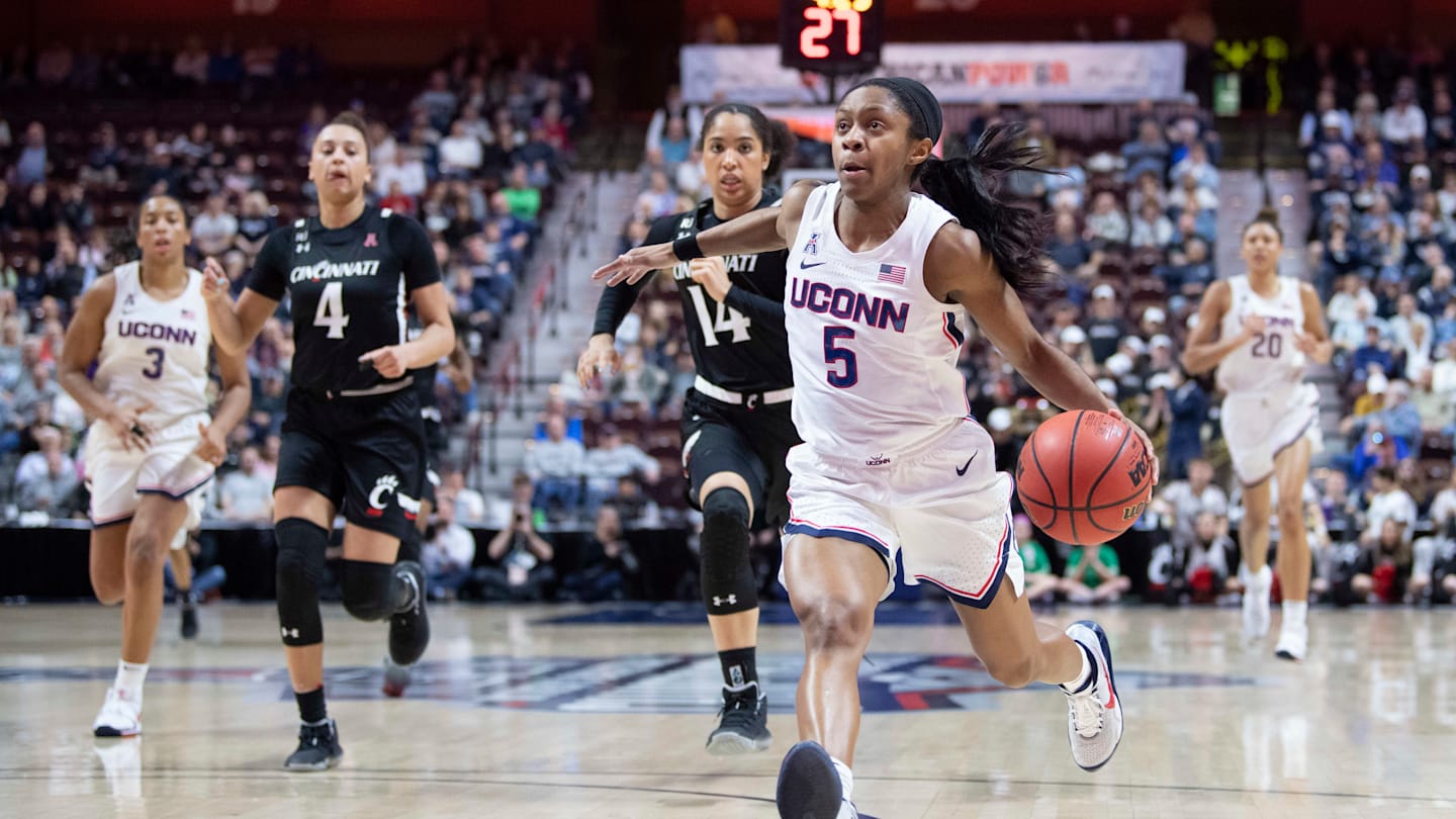 Iowa vs UConn Spread, Line, Odds, Predictions & Over/Under for NCAA