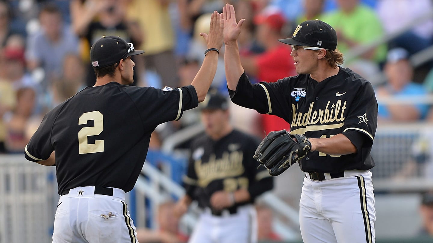 College World Series Game Time and Odds for Louisville vs Auburn and