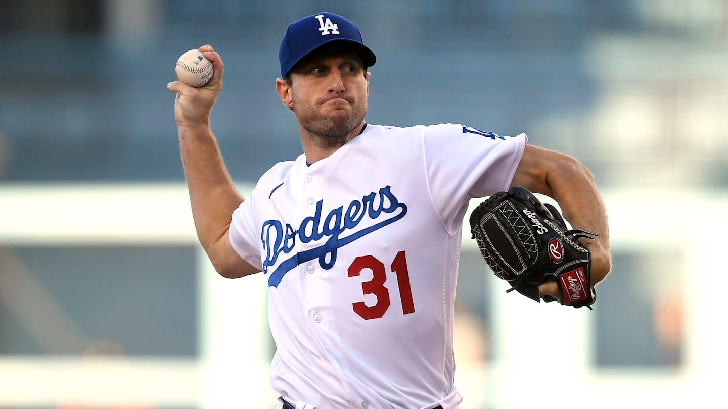 Max Scherzer shines in Dodgers debut! (10 Ks and a curtain call!) 