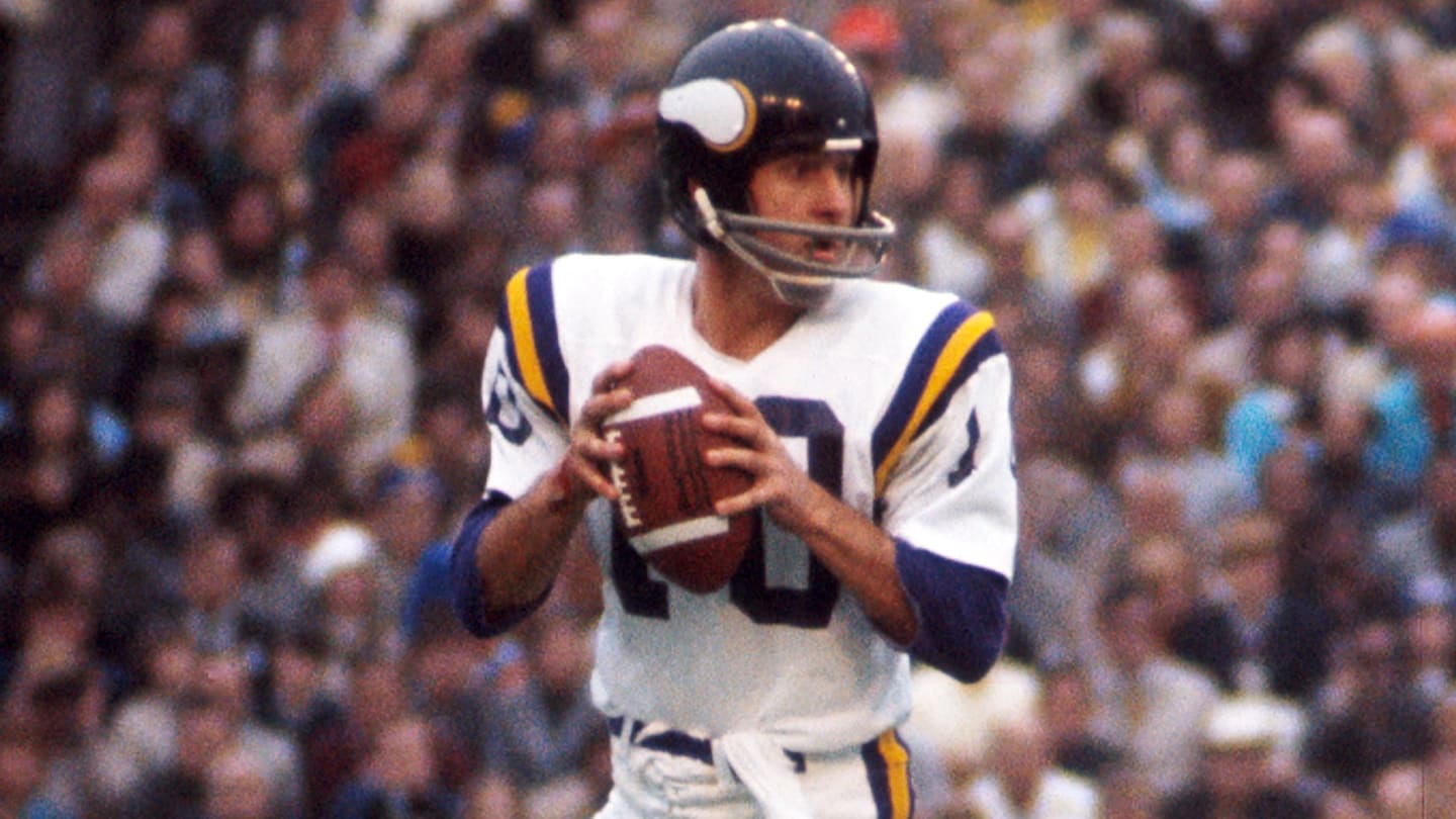 5 Greatest Quarterbacks in Vikings History